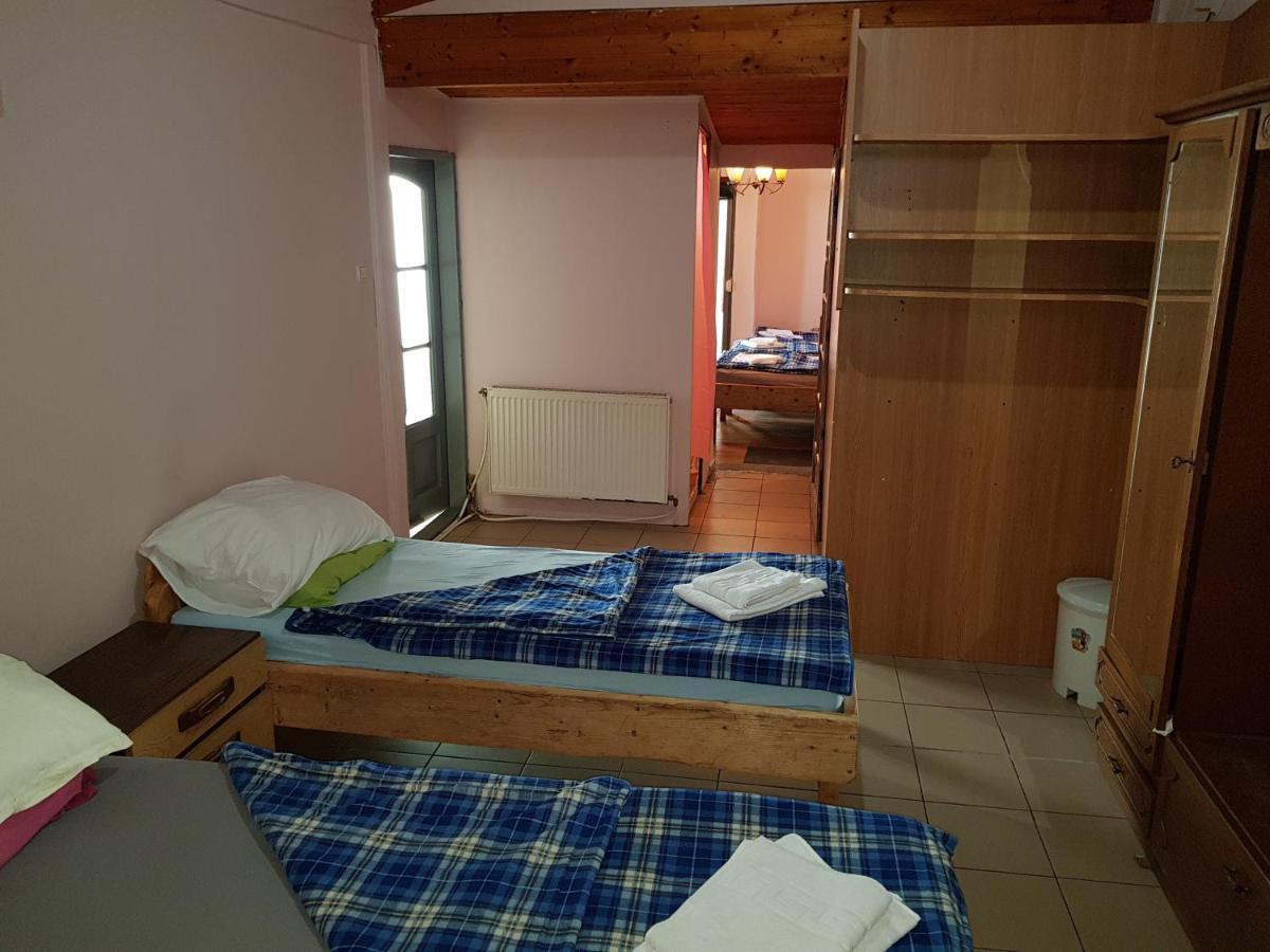 Hompot Accommodation Deva Exterior photo