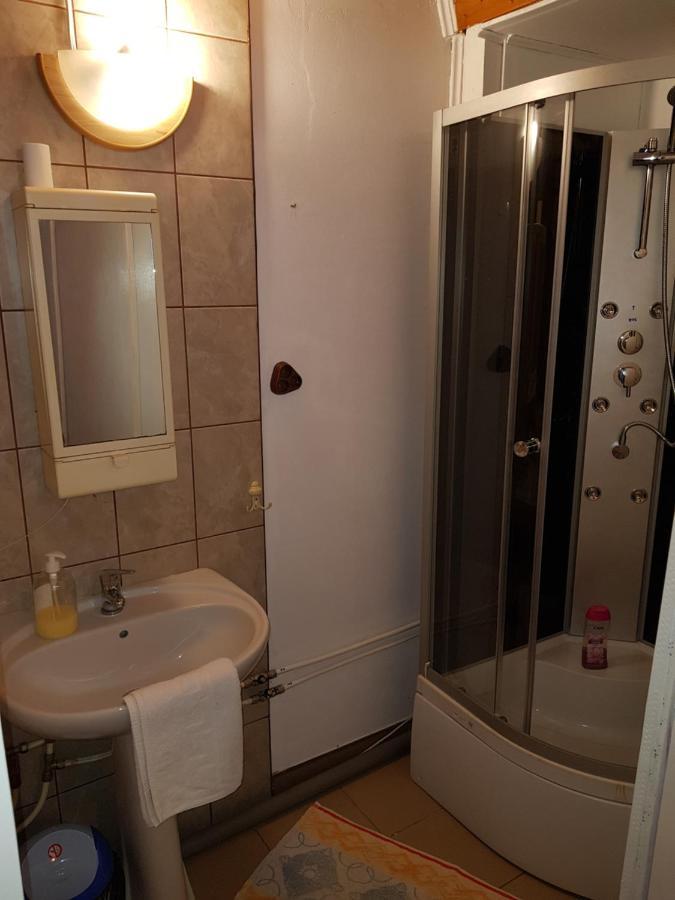 Hompot Accommodation Deva Exterior photo